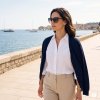 Slunecni bryle Tommy Hilfiger TH 1724 086 W lifestyle 002 web